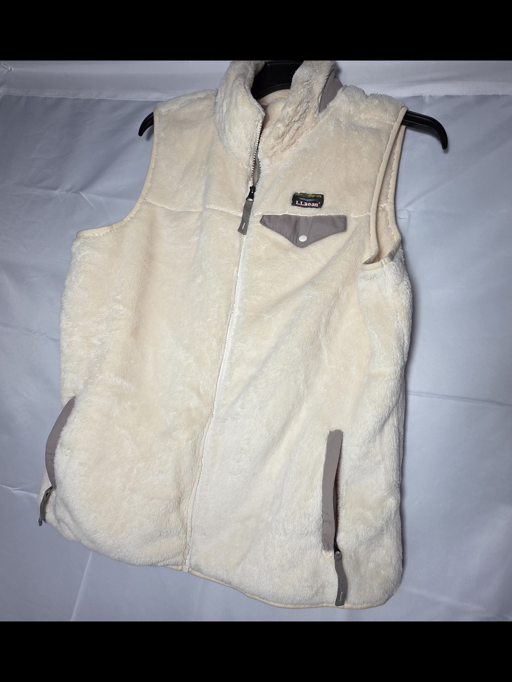 L.L. Bean Cream Sherpa Fleece Vest with Taupe Trim